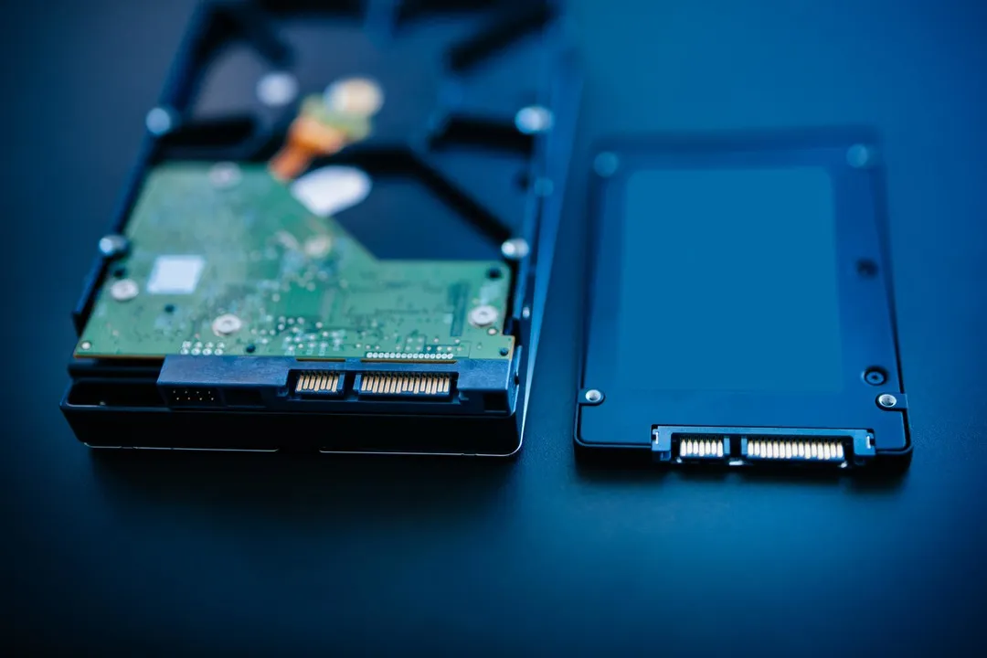 درباره هارد اس اس دی(SSD) و اچ دی دی(HDD) 